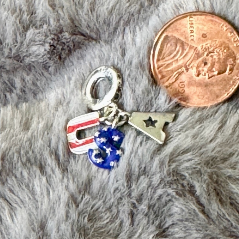 925 Sterling Silver Charm New no tags in box with Polishing cloth no chain